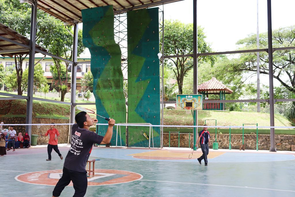Badminton